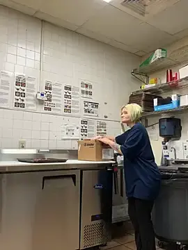 Stripchat Best live sex cam show of lindzybella