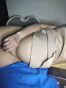 Stripchat Watch Live Sex Cams of Lyra_cami