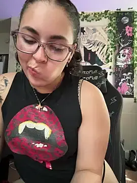 Stripchat Live Sex of Mamachulita