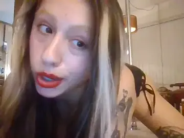 Stripchat Free Live Porn of 1800LuckieGirl