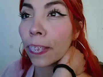 Stripchat Adult Webcam of Aylinn_diaz