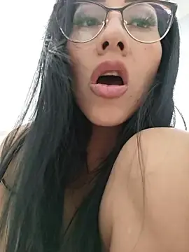 Stripchat Live Sex Cam of IsabellitaVIP