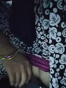 Stripchat Sex Cam of Miss_Sakina