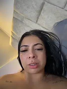 Stripchat Sex Cam of xoxo_sol