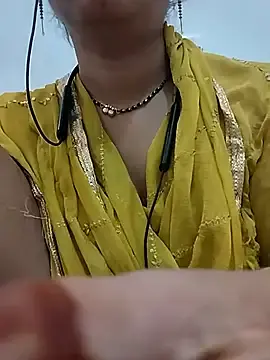 Stripchat Live Sex of KAJALBHABHI_