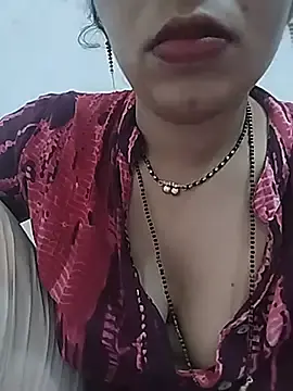 Stripchat Free Live Porn of KAJALBHABHI_