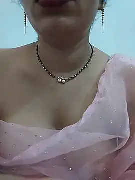 Stripchat Adult Webcam of KAJALBHABHI_