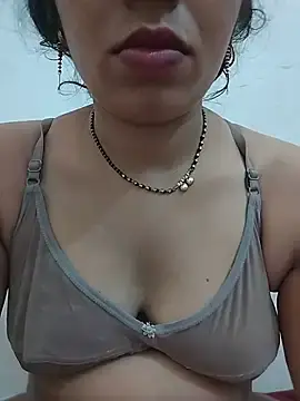 Stripchat Watch Live Sex Cams of KAJALBHABHI_