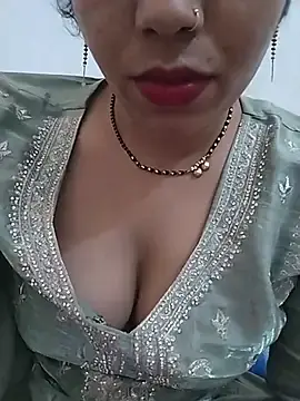 Stripchat Adult Webcams of KAJALBHABHI_