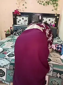 Stripchat Live Porn of PRIYA_22