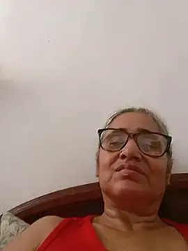 Stripchat Best Webcam of _candi