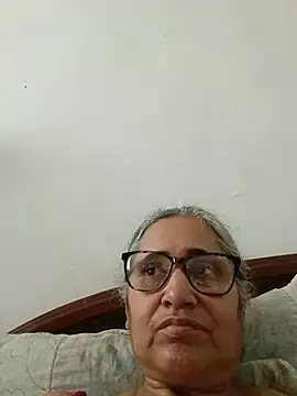 Stripchat Live Porn of _candi