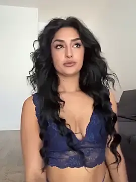 Stripchat Free Porn Cam of Mia_spicyy