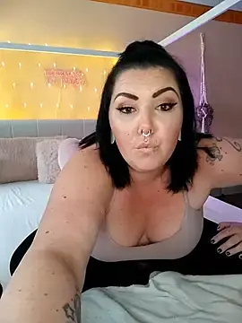 Stripchat Live Porn of CurvyBonnie_XO