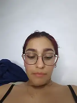 Stripchat Sex Cam of Ary-18