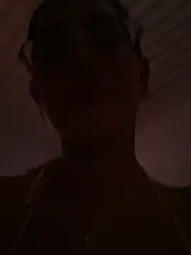 Stripchat Sex Cam of Ary-18