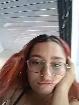 Stripchat Adult Webcam of Ary-18