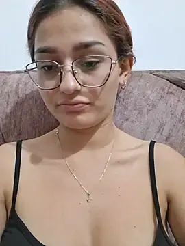 Stripchat Sex Cam of Ary-18