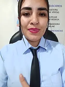 Stripchat Sex Cam of MAYE__13