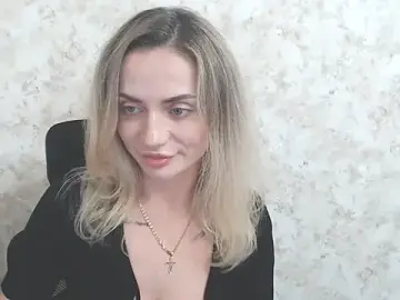 Stripchat Live Sex Cam of MerryRose33