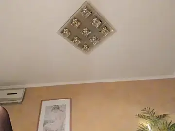 Stripchat Live Sex Cam of Diamond_D_