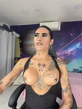 Stripchat Nude Webcam of Nella_Dolls