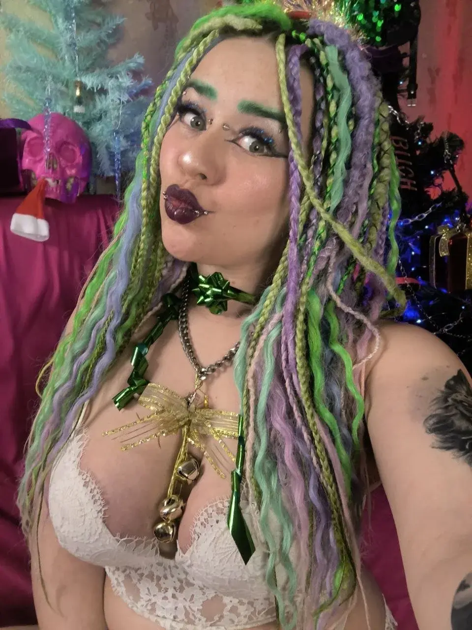 Neon_Baddie