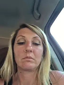 Stripchat Private Sex Chat of SheIsSomething