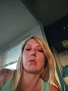 Stripchat Best live sex cam show of SheIsSomething