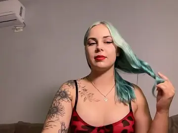 Stripchat Free Porn Cam of Alismoona