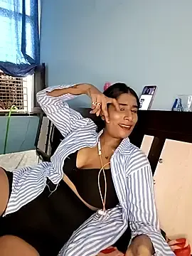 Stripchat Free Live Porn of ShanayaRoseXO