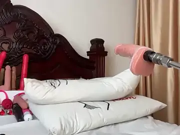 Stripchat Watch Live Sex Cams of AudreySpanksFuck-