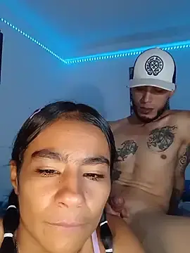 Stripchat Live Sex Cam of Leslly_