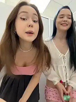 Stripchat Nude Webcam of Peachy_Dream