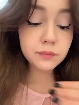 Stripchat Live Porn of Peachy_Dream