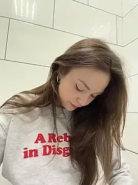 Stripchat Free Porn Cam of Peachy_Dream