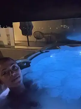 Stripchat Watch Live Sex Cams of SweetPetiteNoir