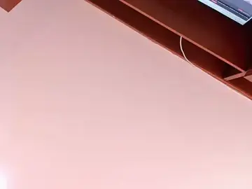 Stripchat Live Sex Cam of Zury_Bloom