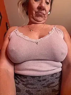 Stripchat Live Sex of camelia3