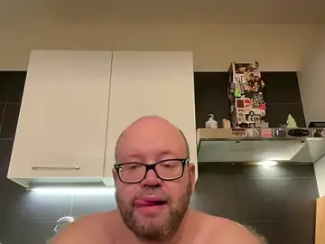 Stripchat Free Porn Cam of theitalianbear
