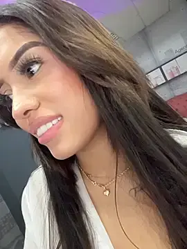 Stripchat Nude Webcam of MystiqueXXX