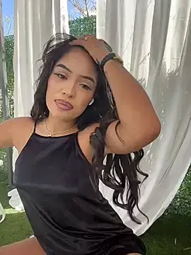 Stripchat Free Live Porn of MystiqueXXX