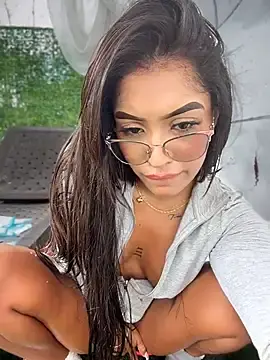 Stripchat Adult Video Chat of MystiqueXXX