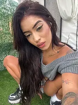 Stripchat Live Sex Cam of MystiqueXXX