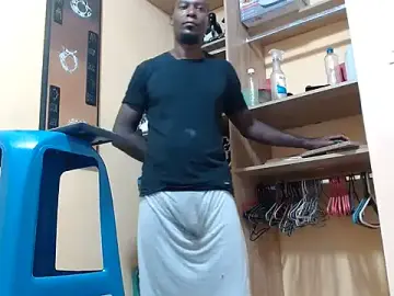 Stripchat Free Porn Cam of kurtbigcock