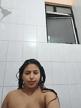 Stripchat Adult Video Chat of Cute-Simmi69