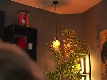 Stripchat Free Porn Cam of Evelyn_Evyyy
