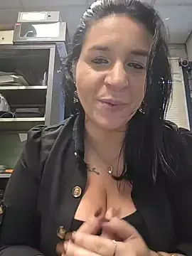 Stripchat Sex Chat of Micorazonheolmiangel23