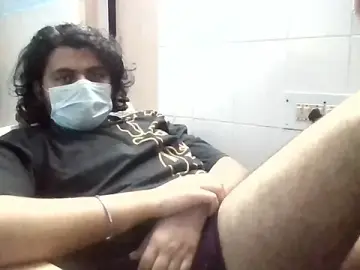 Stripchat Live Sex Cam of Mr_Naughty106