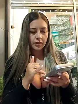Stripchat Live Porn of alana_69